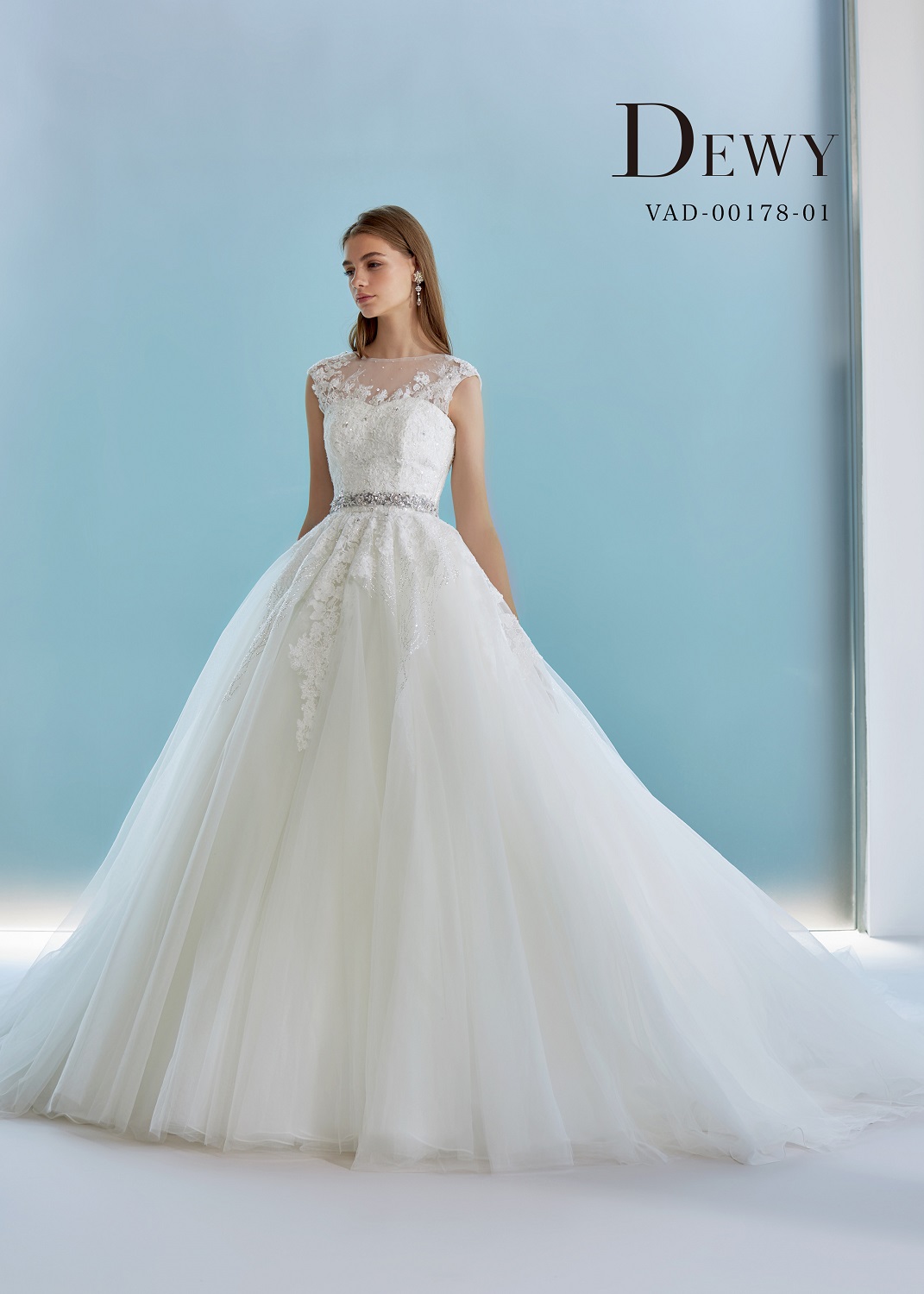 ウェディングドレス カラードレスの衣装レンタル ブライダルスペース マリエ